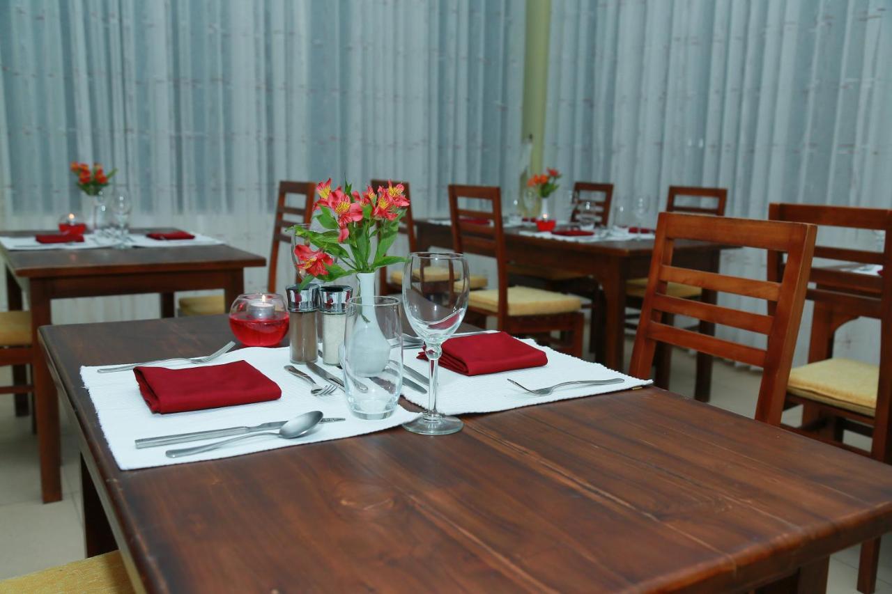 Lourdes Hotel Nuwara Eliya Exterior photo